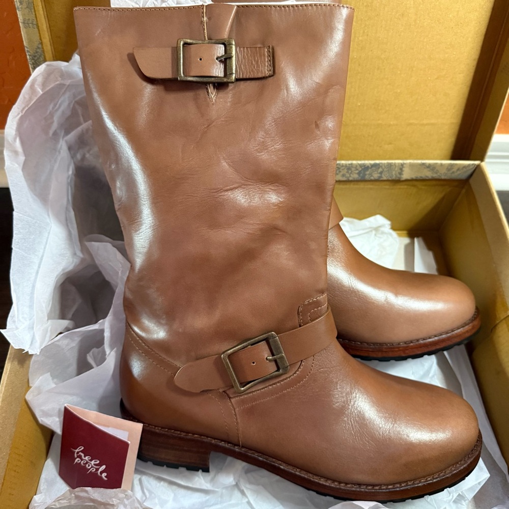 Free People RIDE OR DIE ENGINEER BOOT Burnt Caramel Brown Women’s Size 10 NEW - Picture 3 of 11